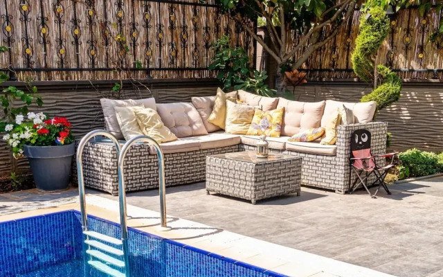 Lux Villa w Balcony Pool Sauna Garden in Antalya