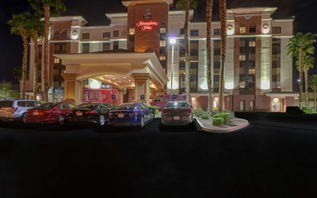 Hampton Inn Tropicana