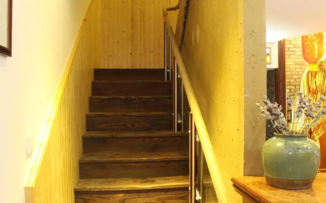 Zhouzhuang Romantic Traveling View Residence