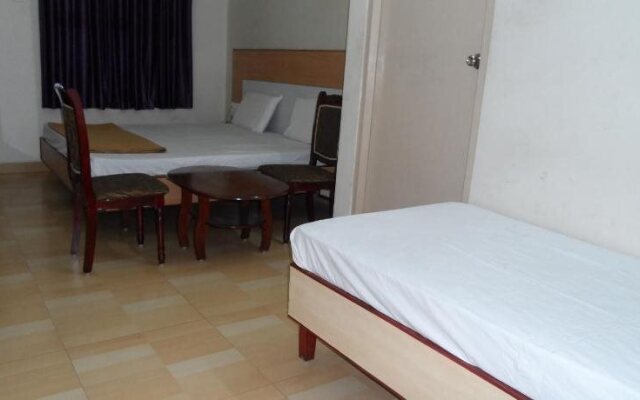Hotel Pasuparthy Residency