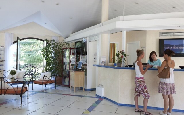 Provençal Apartment Near the Beautiful bay of Saint-tropez