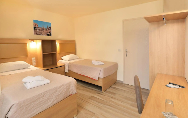 Sunbay Hotel
