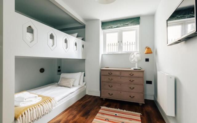 Redland Suites - Apartment 1