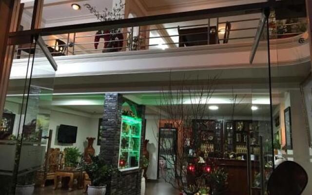 Bich Chau Hotel