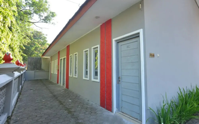 Oyo 743 Garden Guesthouse