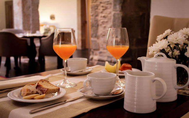 Convento da Serta Hotel