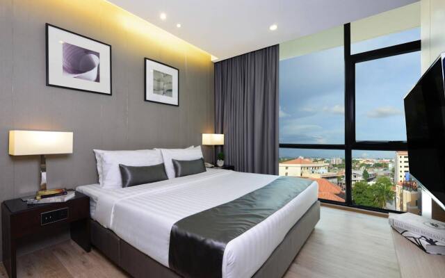 Altera Hotel and Residence