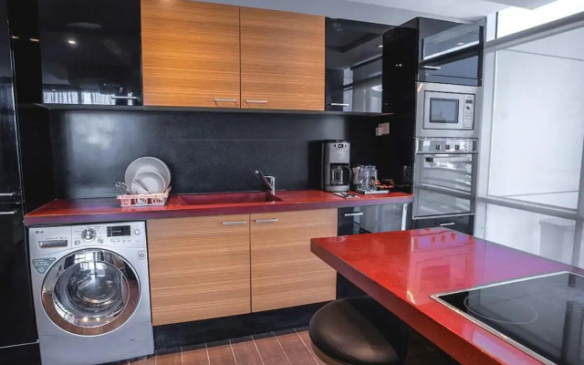 Sway Suites