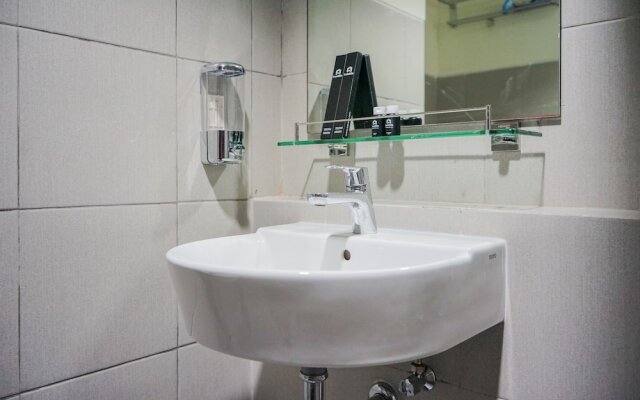 Minimalist Studio Bintaro Icon Apartment near British School