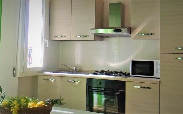 Riviera Suite Apartments