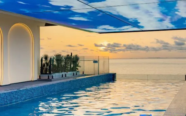 Beihai Awakening in the Sea | Awakening in the Sea Luxury Seaview Resort – Pool – Beihai