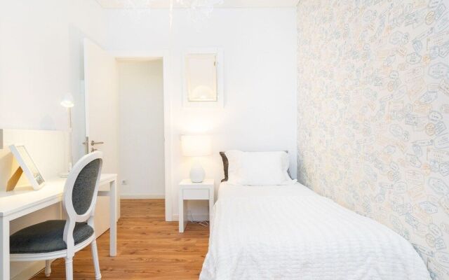 Golden Premium Apartment