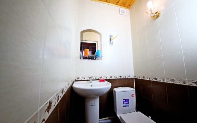 Guest House on Chernomorskaya Ulitsa