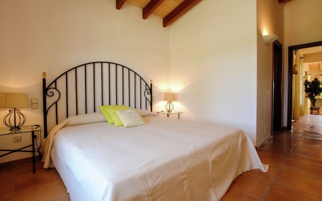Exclusive Mansion in Arta Majorca With Swimming Pool