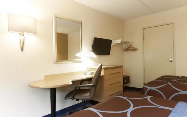 Red Roof Inn Princeton North