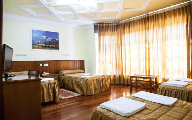 Hotel Antoyana