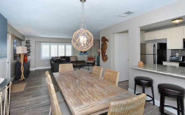 Jamaica Royale 604 - 2 Br Condo