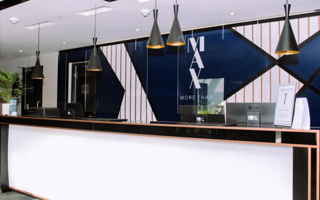 Max Executive Apartments