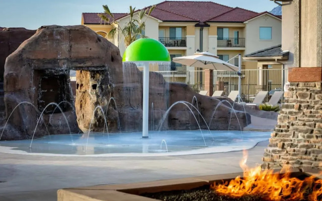 Zion's Paradise 6 Bedroom Townhouse