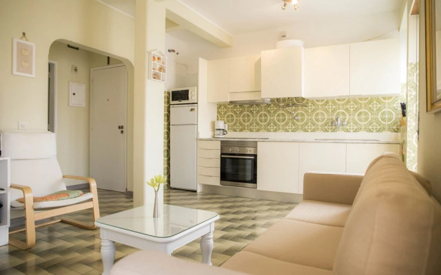 B10 - Historic Old Town 2 bed apartment  by DreamAlgarve