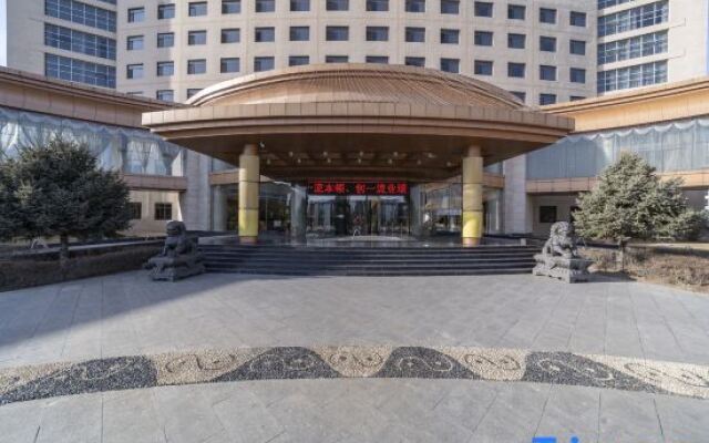 Yulong International Hotel