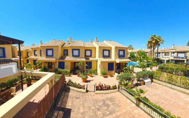 TGS & RUMEX Suites Banus