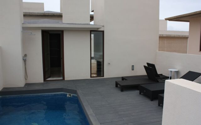 Penthouse With Private Pool