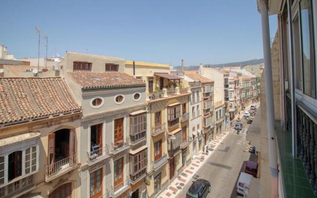 C103 - Sunny Terrace, Old Town Views
