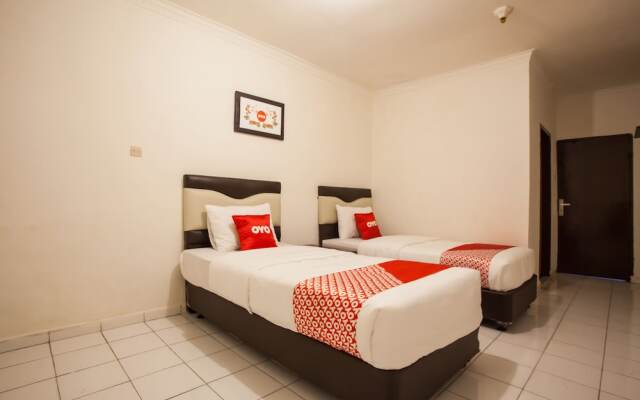 OYO 1084 Hotel Cirasa Syariah