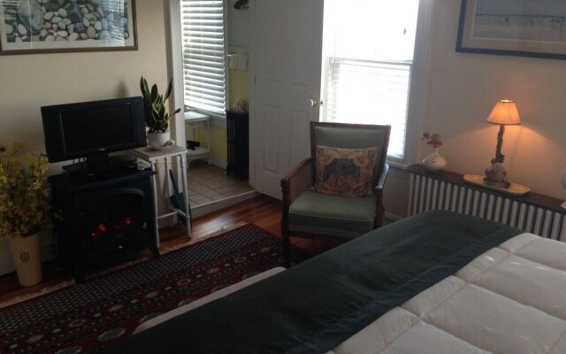 Stirling House Bed & Breakfast