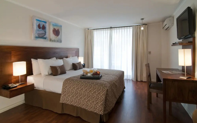 Park Suite Huerfanos