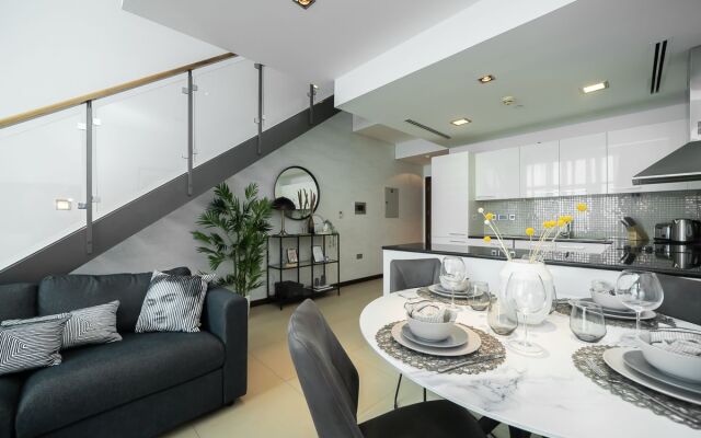 Spectacular duplex in DIFC