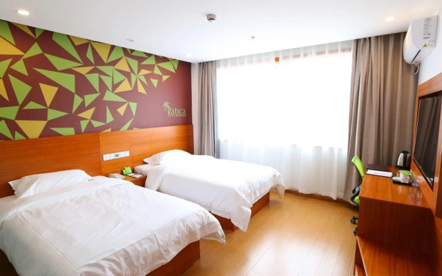 Vatica Shanghai Jinshan District Jinshan Guojishangmaocheng Weihong Road Hotel