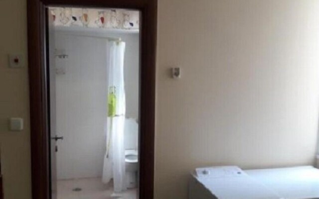 Apartment on Uziel street