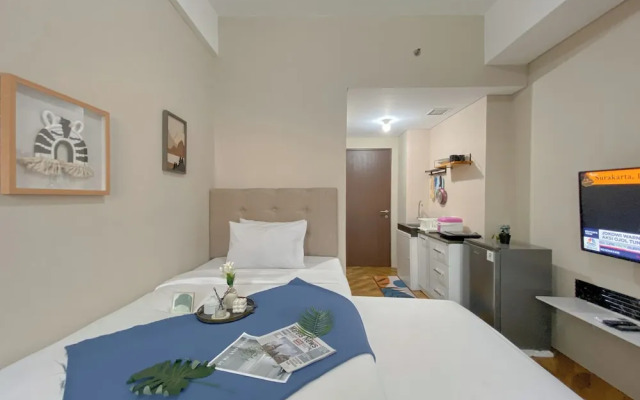 Relaxing Studio Apartment At Transpark Juanda Bekasi Timur