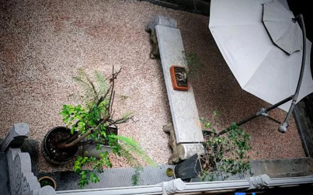 Jianshui Yanqitang Private Courtyard Inn (Jianshui Ancient City Small Train Store)