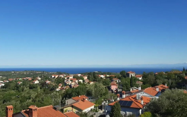 Seaview APARTMENTS HOJA