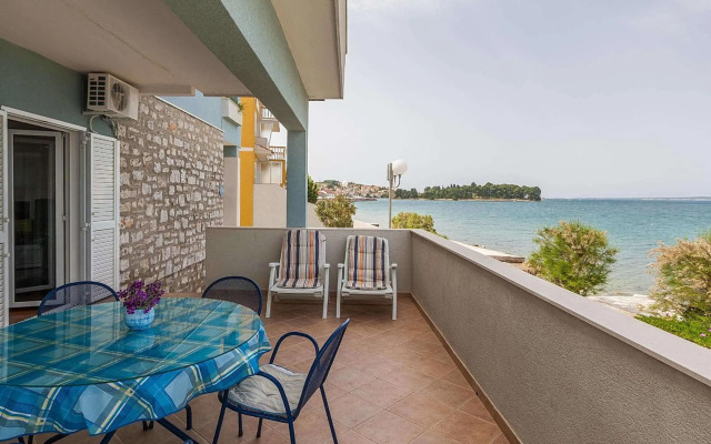 Punta Preko Apartments