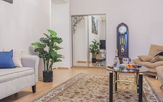 Апартаменты GM, Кудринская площадь, 1