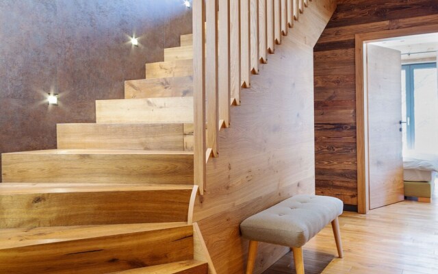 Magnificent Chalet in Niedernsill with Garden