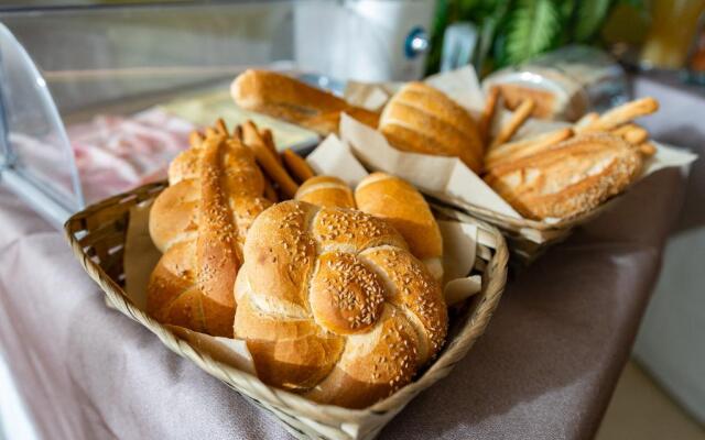 Zeus Residence Hotel