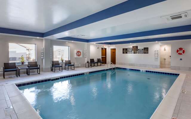 Comfort Suites St. Louis - Sunset Hills