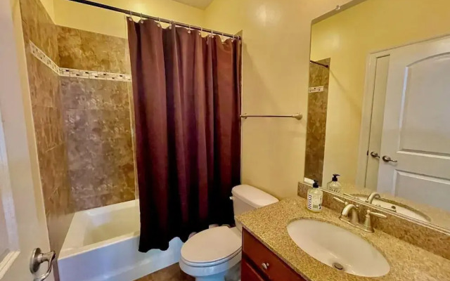 Liverpool Lane 37419