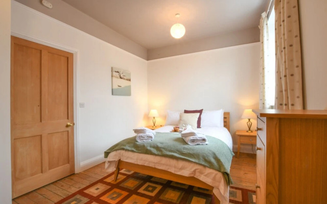 1 Eversley Court, Southwold