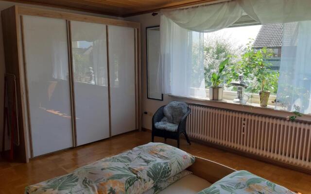 Schöne 80qm Ferienwohnung in ruhiger Lage