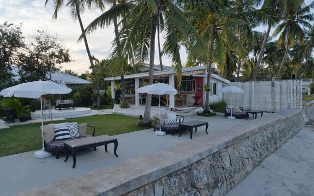 The Hen Hua Hin Private Beach Villa