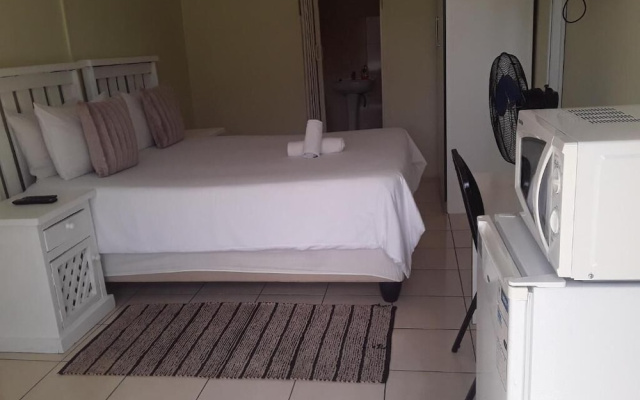 Kuyasa guesthouse