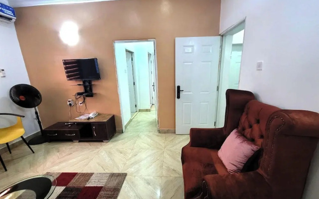 Rossy'S Apartments
