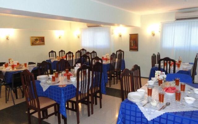 Yuventa Hotel