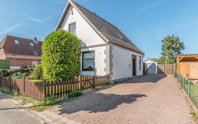 Awesome Home in Friedrichskoog With 4 Bedrooms and Wifi